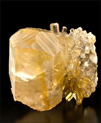 Calcite China yellow