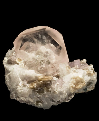 Morganite Darra-i-Pech Afghanistan small cabinet 