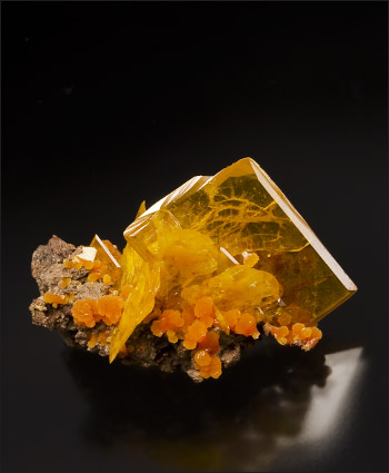 wulfenite with mimetite San Francisco Mine Mexico miniature